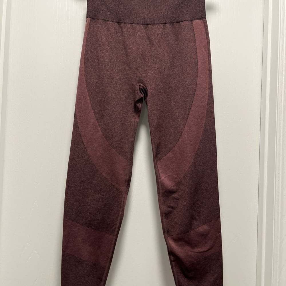 Share PINK Victoria’s Secret M Seamless High Waist Leggings Size Medium Pink/Gra